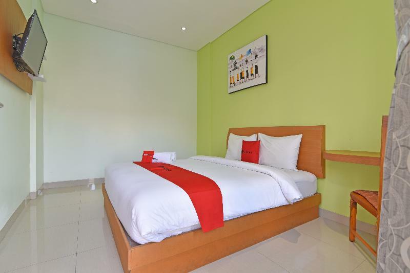 Reddoorz Plus @ Mahendradatta Denpasar Exterior photo